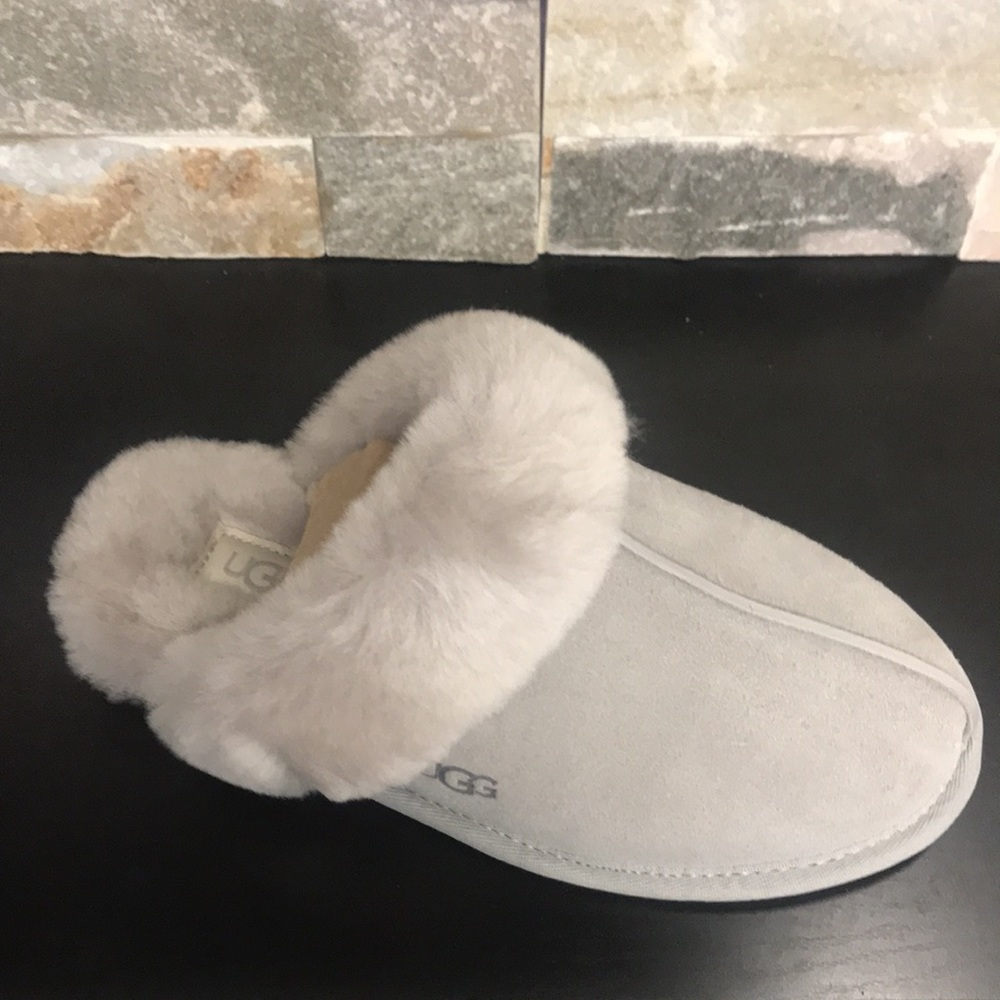🎁 UGG Scuffette II Women's Slipper - Picture 7 of 8